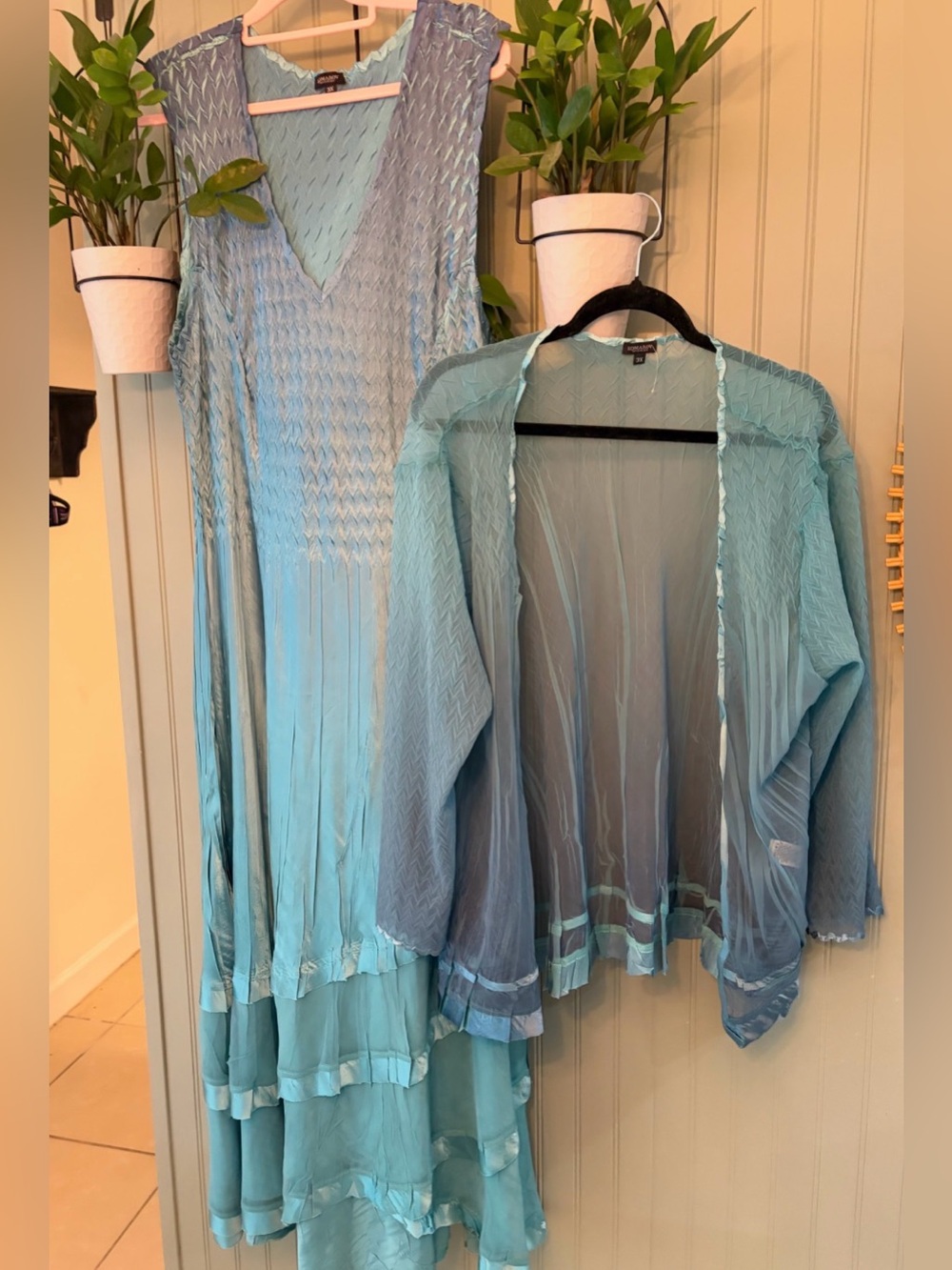 KOMAROV 2-Pc Pleated Maxi Dress & Jacket Set Blue Ombre Plus Size 3X Excellent